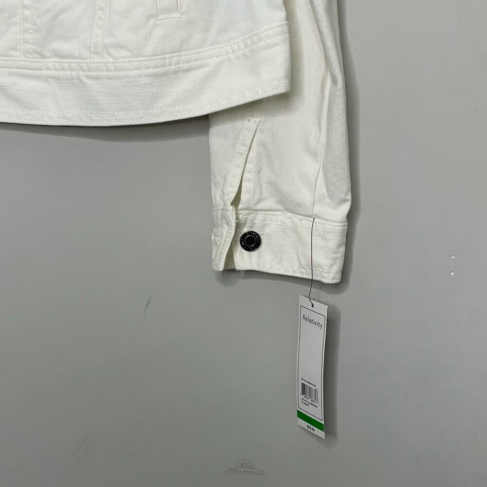 Relativity Denim Jean Jacket Button Down Long Sleeve Breast Pockets White L NWT - Picture 5 of 10
